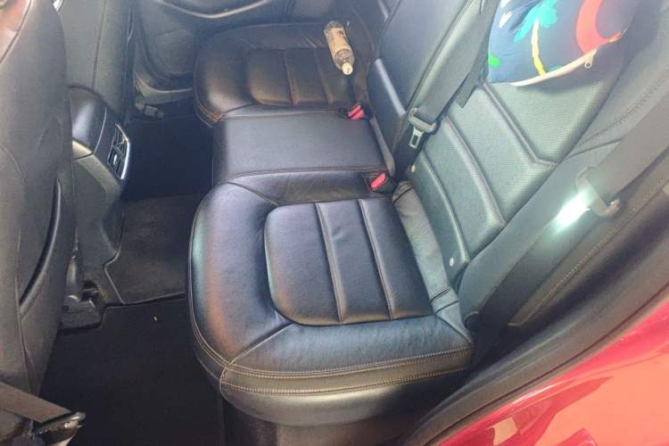 Used Mazda CX-5 2017 2.0L Automatic 4x4 Smart Enjoyment Version China V Standard Left Rear Seat