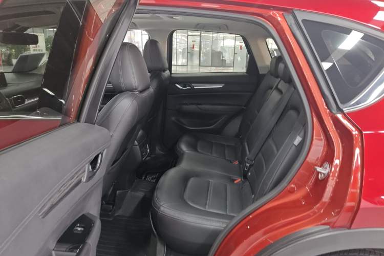 Used Mazda CX-5 2017 2.0L Automatic 2WD Smart Enjoyment Version China VI Standard Left Rear Seat