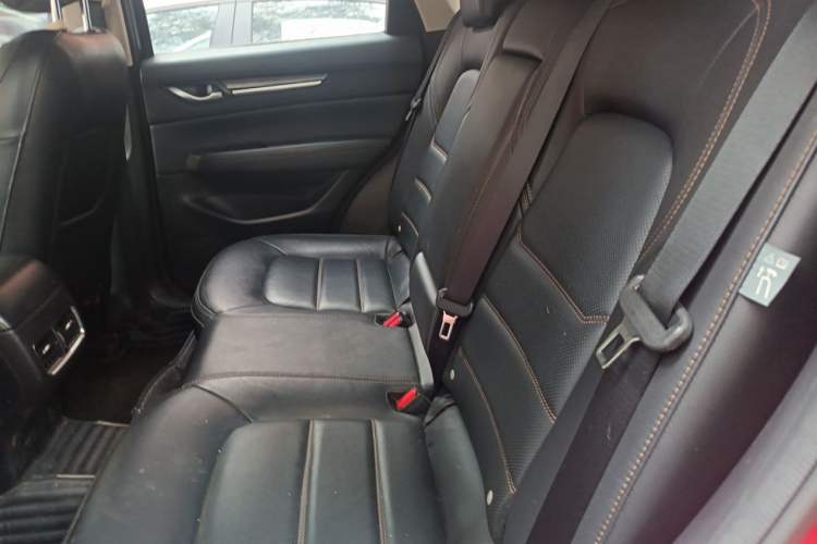 Used Mazda CX-5 2017 2.5L Automatic 4x4 ZhiZun Version China V Standard Left Rear Seat