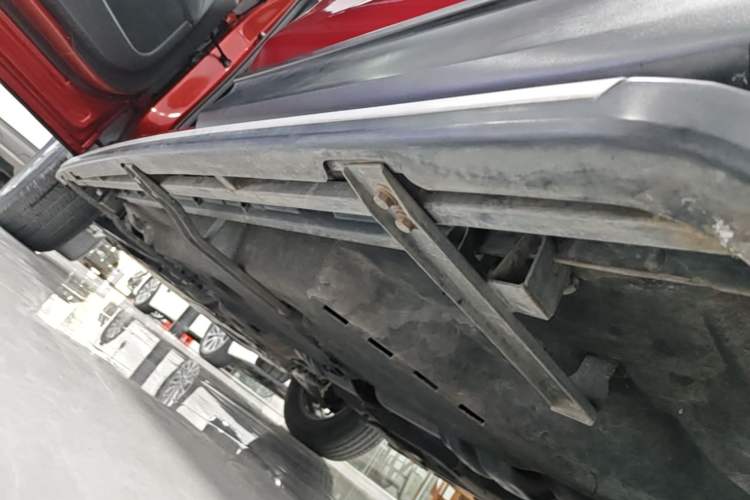 Used Mazda CX-5 2017 2.0L Automatic 2WD ZhiShang Trim China V Standard Left Side Sill
