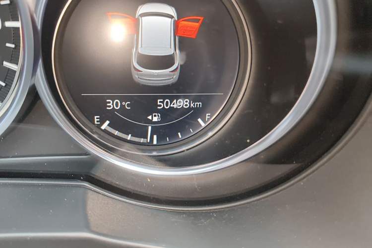 Used Mazda CX-5 2017 2.5L Automatic 2WD ZhiZun Version China V Standard Odometer Close Up