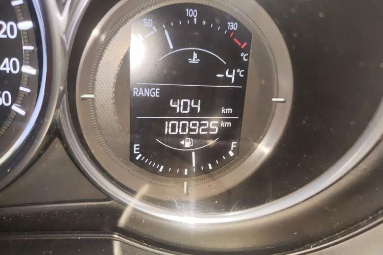 Used Mazda CX-5 2017 2.0L Automatic 2WD ZhiShang Trim China V Standard Odometer Close Up