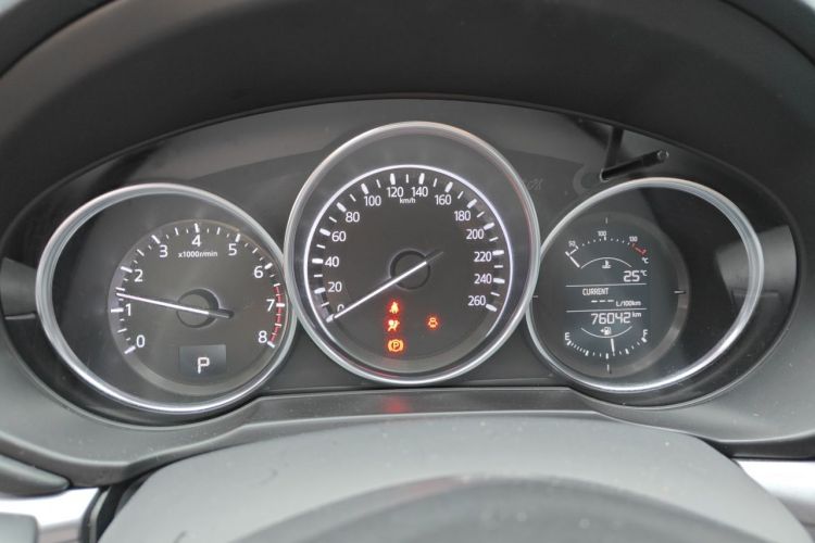 Used Mazda CX-5 2017 2.0L Automatic 2WD ZhiShang Trim China VI Standard Odometer Close Up