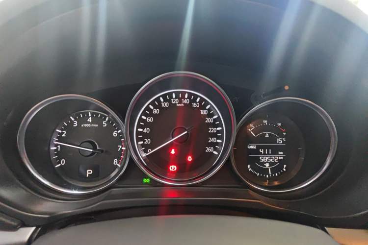 Used Mazda CX-5 2017 2.0L Automatic 2WD Comfort Version China V Standard Odometer Close Up