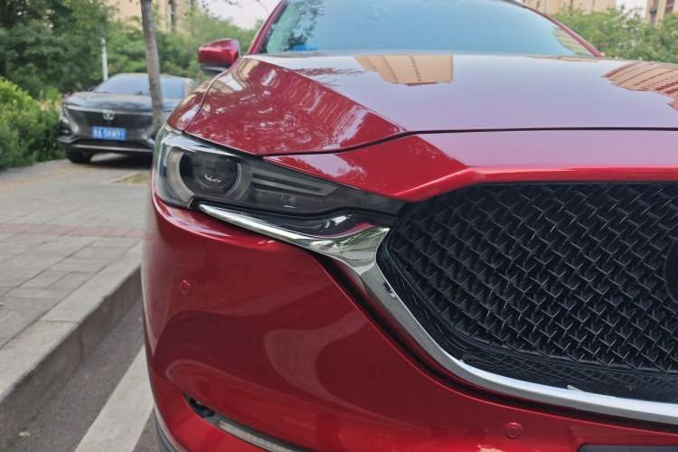 Used Mazda CX-5 2017 2.0L Automatic 2WD ZhiShang Trim China V Standard Right Front Headlight