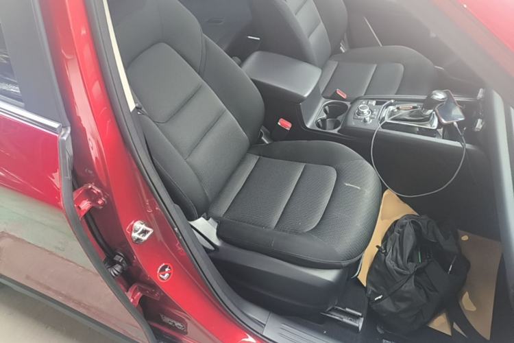 Used Mazda CX-5 2017 2.0L Automatic 2WD ZhiShang Trim China V Standard Right Front Seat