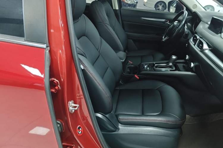 Used Mazda CX-5 2017 2.0L Automatic 2WD ZhiShang Trim China V Standard Right Front Seat