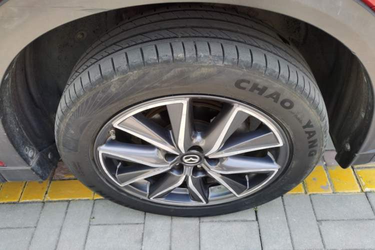 Used Mazda CX-5 2017 2.5L Automatic 2WD ZhiZun Version China V Standard Right Front Wheel Hub