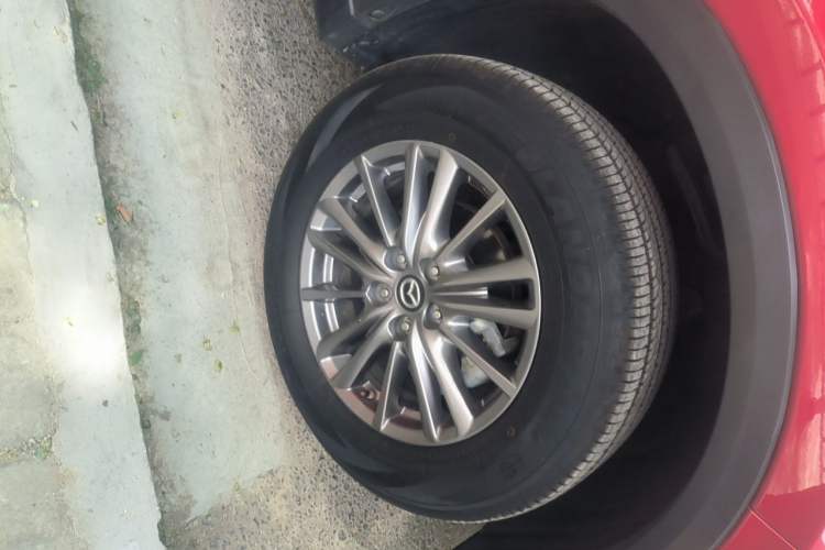 Used Mazda CX-5 2017 2.0L Automatic 2WD Smart Enjoyment Version China VI Standard Right Front Wheel Hub