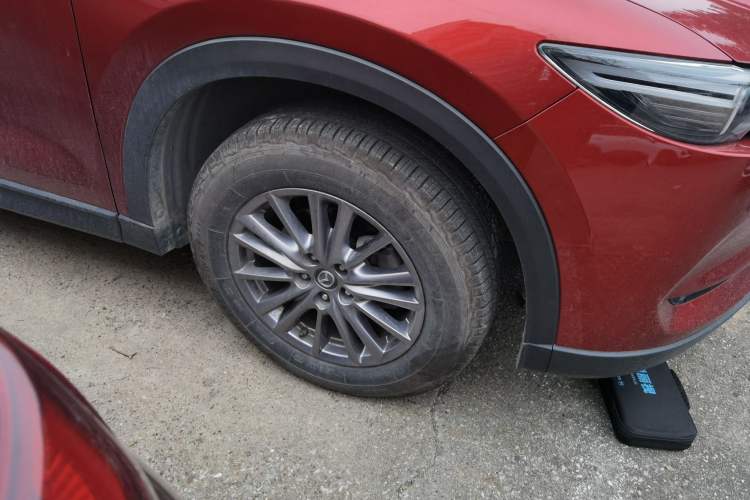 Used Mazda CX-5 2017 2.0L Automatic 2WD Smart Enjoyment Version China V Standard Right Front Wheel Hub