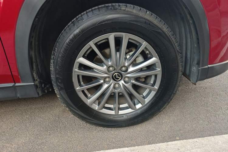 Used Mazda CX-5 2017 2.0L Automatic 2WD ZhiShang Trim China V Standard Right Front Wheel Hub