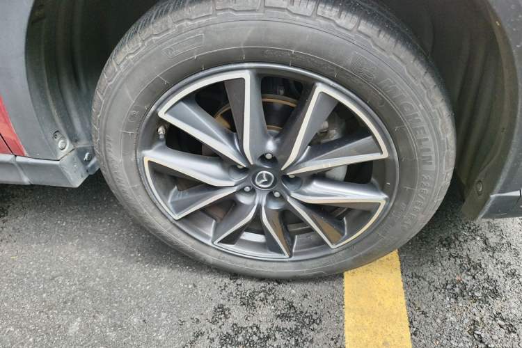 Used Mazda CX-5 2017 2.5L Automatic 4x4 Flagship Version China V Standard Right Front Wheel Hub