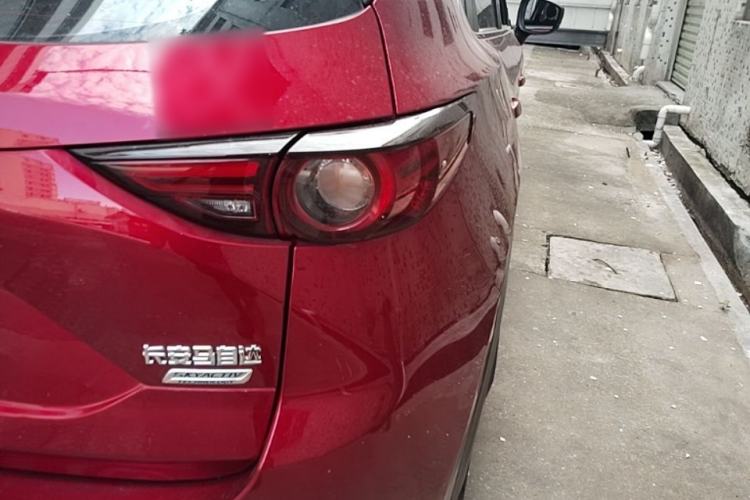 Used Mazda CX-5 2017 2.0L Automatic 2WD ZhiShang Trim China V Standard Right Rear Taillight