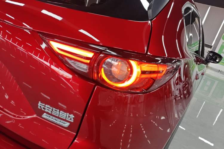 Used Mazda CX-5 2017 2.0L Automatic 2WD Smart Enjoyment Version China VI Standard Right Rear Taillight