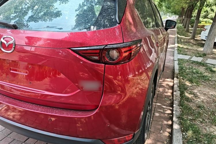 Used Mazda CX-5 2017 2.5L Automatic 4x4 ZhiZun Version China V Standard Right Rear Taillight