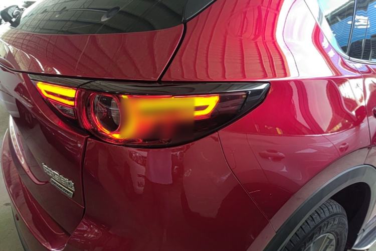 Used Mazda CX-5 2017 2.0L Automatic 2WD Smart Enjoyment Version China VI Standard Right Rear Taillight