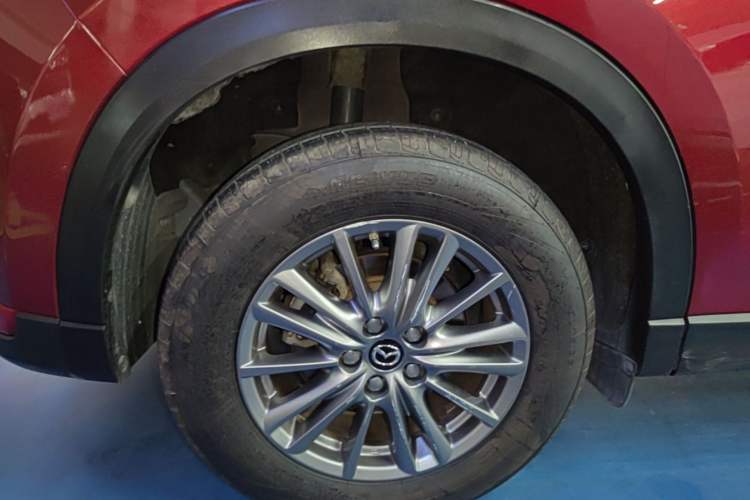 Used Mazda CX-5 2017 2.0L Automatic 2WD ZhiShang Trim China V Standard Right Rear Wheel Hub
