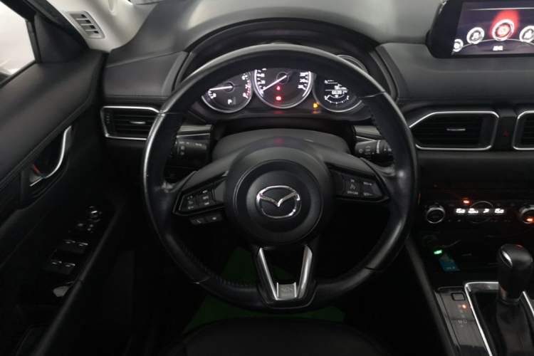 Used Mazda CX-5 2017 2.0L Automatic 2WD Smart Enjoyment Version China V Standard Steering Wheel