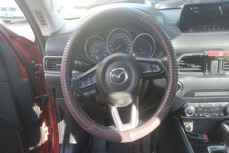 Used Mazda CX-5 2017 2.0L Automatic 2WD ZhiShang Trim China V Standard Steering Wheel