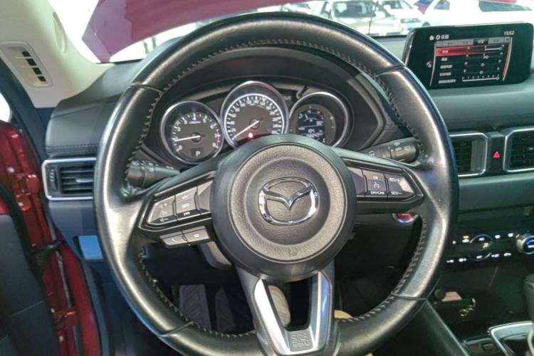 Used Mazda CX-5 2017 2.0L Automatic 2WD ZhiShang Trim China V Standard Steering Wheel