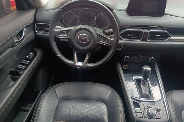 Used Mazda CX-5 2017 2.5L Automatic 4x4 ZhiZun Version China V Standard Steering Wheel