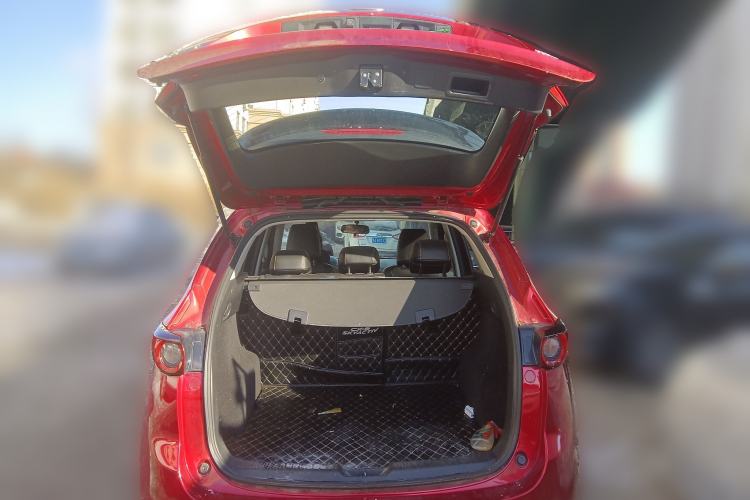 Used Mazda CX-5 2017 2.0L Automatic 2WD ZhiShang Trim China V Standard Trunk