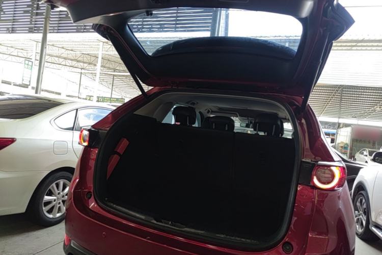 Used Mazda CX-5 2017 2.0L Automatic 2WD Smart Enjoyment Version China VI Standard Trunk