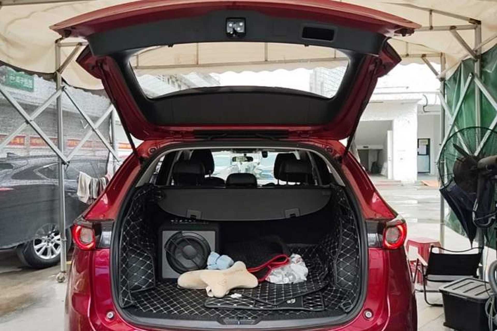 Used Mazda CX-5 2017 2.0L Automatic 2WD ZhiShang Trim China V Standard Trunk