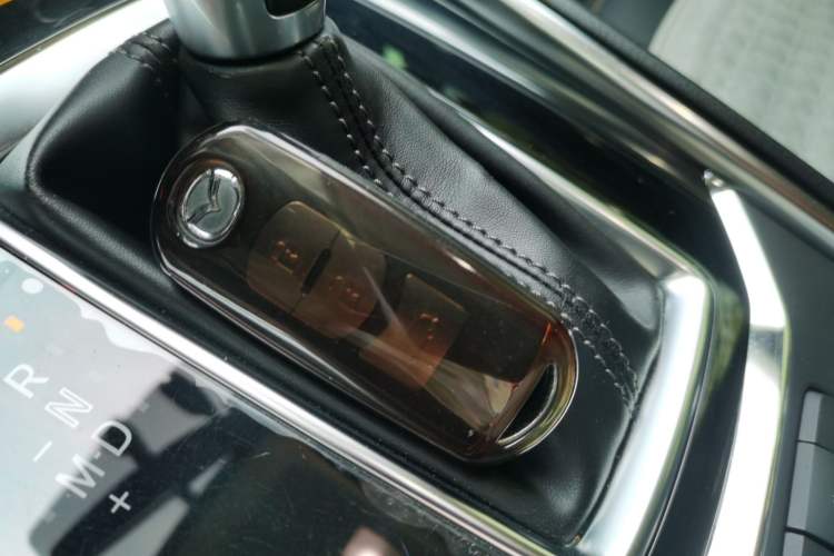 Used Mazda CX-5 2017 2.5L Automatic 2WD ZhiZun Version China V Standard Vehicle Key