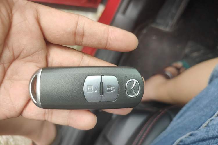 Used Mazda CX-5 2017 2.0L Automatic 2WD ZhiShang Trim China VI Standard Vehicle Key