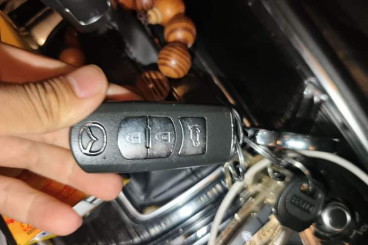 Used Mazda CX-5 2017 2.5L Automatic 2WD ZhiZun Version China V Standard Vehicle Key
