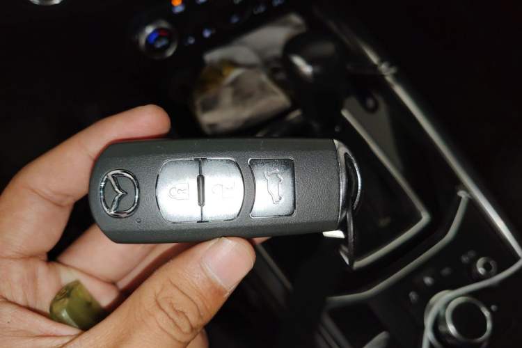 Used Mazda CX-5 2017 2.5L Automatic 4x4 Flagship Version China V Standard Vehicle Key
