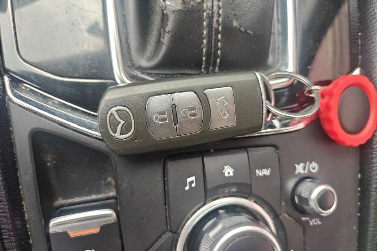 Used Mazda CX-5 2017 2.0L Automatic 2WD Smart Enjoyment Version China VI Standard Vehicle Key
