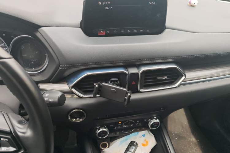 Used Mazda CX-5 2017 2.0L Automatic 2WD Smart Enjoyment Version China VI Standard Audio And AC Panel