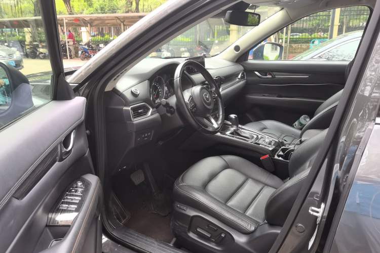 Used Mazda CX-5 2017 2.5L Automatic 4x4 Flagship Version China V Standard Driver Seat