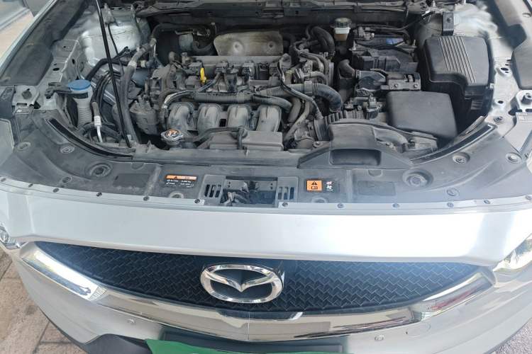 Used Mazda CX-5 2017 2.0L Automatic 2WD ZhiShang Trim China V Standard Engine Bay