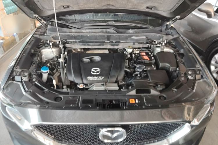 Used Mazda CX-5 2017 2.0L Automatic 2WD ZhiShang Trim China V Standard Engine Bay