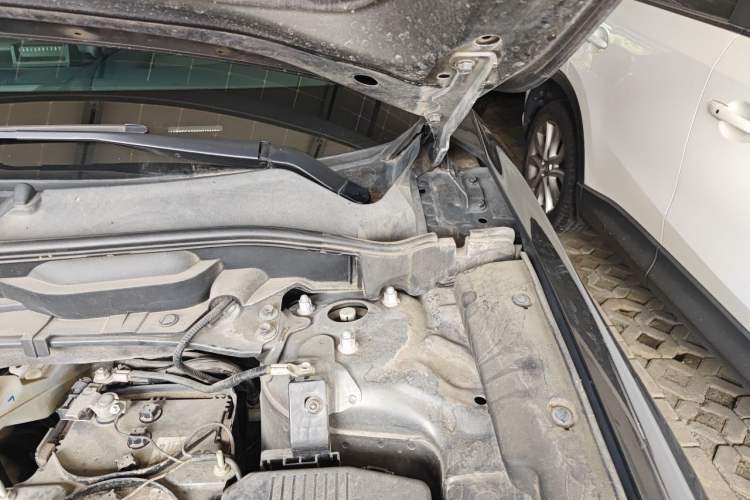 Used Mazda CX-5 2017 2.5L Automatic 4x4 Flagship Version China V Standard Engine Bay Left