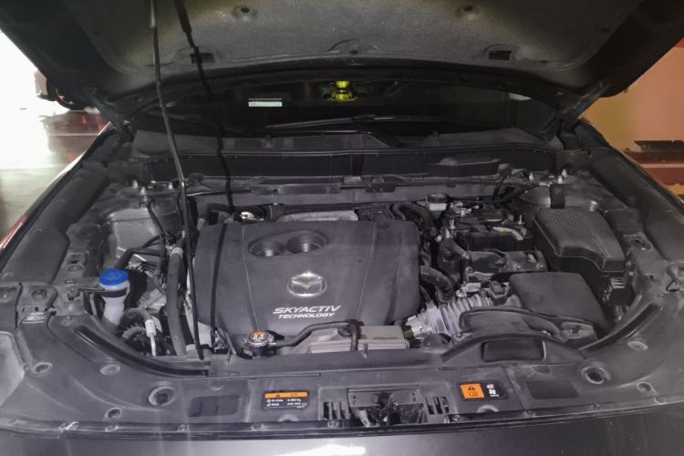 Used Mazda CX-5 2017 2.5L Automatic 2WD ZhiZun Version China VI Standard Engine Bay