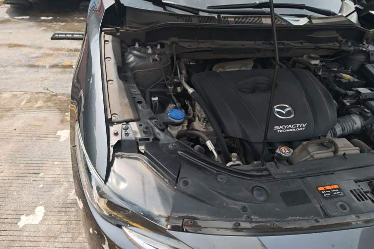 Used Mazda CX-5 2017 2.0L Automatic 2WD Smart Enjoyment Version China VI Standard Engine Bay Right