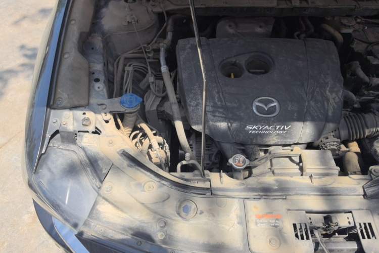 Used Mazda CX-5 2017 2.0L Automatic 2WD Smart Enjoyment Version China VI Standard Engine Bay Right