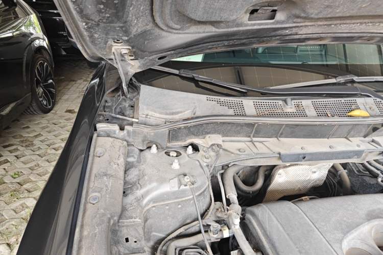 Used Mazda CX-5 2017 2.5L Automatic 4x4 Flagship Version China V Standard Engine Bay Right