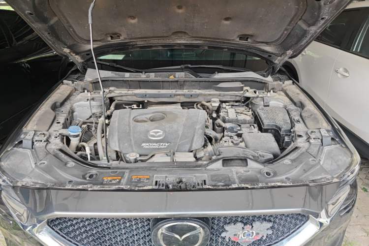 Used Mazda CX-5 2017 2.5L Automatic 4x4 Flagship Version China V Standard Engine Bay