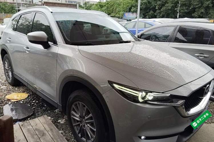 Used Mazda CX-5 2017 2.0L Automatic 2WD Smart Enjoyment Version China V Standard Front Right 45 Deg