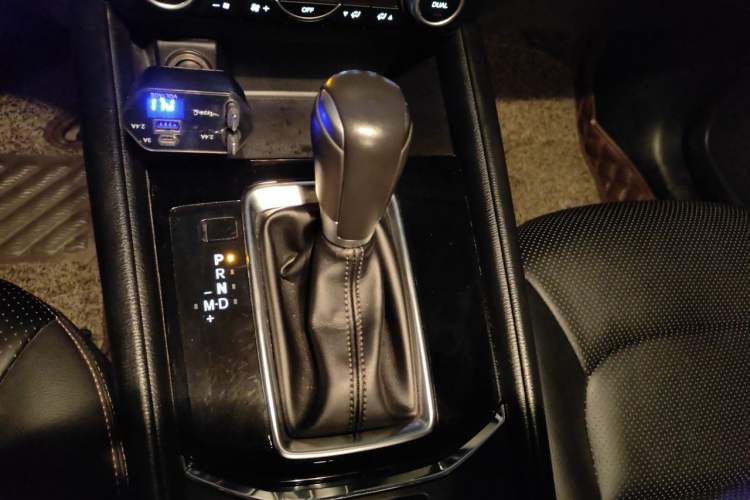 Used Mazda CX-5 2017 2.0L Automatic 2WD ZhiShang Trim China V Standard Gear Lever