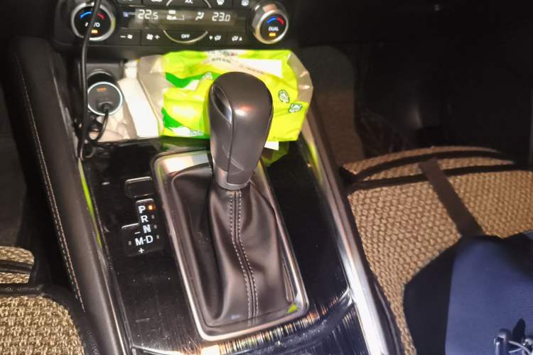 Used Mazda CX-5 2017 2.5L Automatic 2WD ZhiZun Version China VI Standard Gear Lever