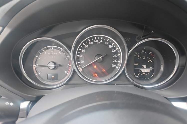 Used Mazda CX-5 2017 2.0L Automatic 2WD ZhiShang Trim China V Standard Instrument Cluster