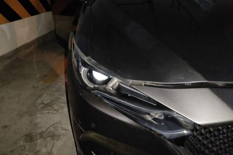 Used Mazda CX-5 2017 2.0L Automatic 2WD ZhiShang Trim China V Standard Right Front Headlight