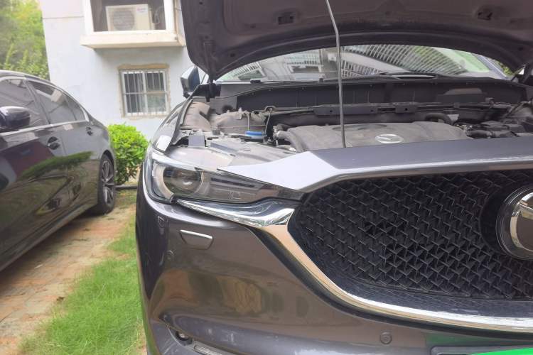 Used Mazda CX-5 2017 2.5L Automatic 4x4 Flagship Version China V Standard Right Front Headlight