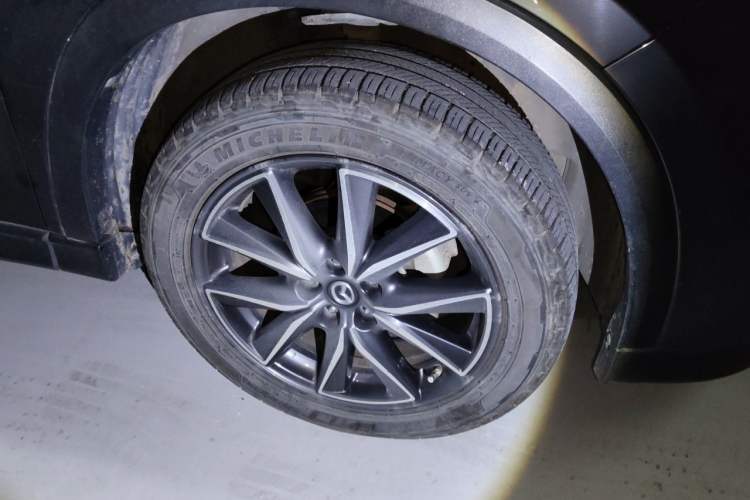 Used Mazda CX-5 2017 2.5L Automatic 4x4 Flagship Version China V Standard Right Front Wheel Hub